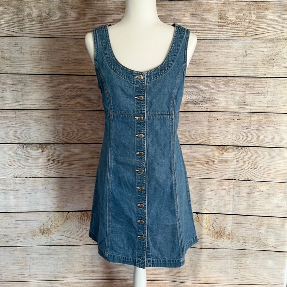 The Gap 90’s inspired denim button up mini dress